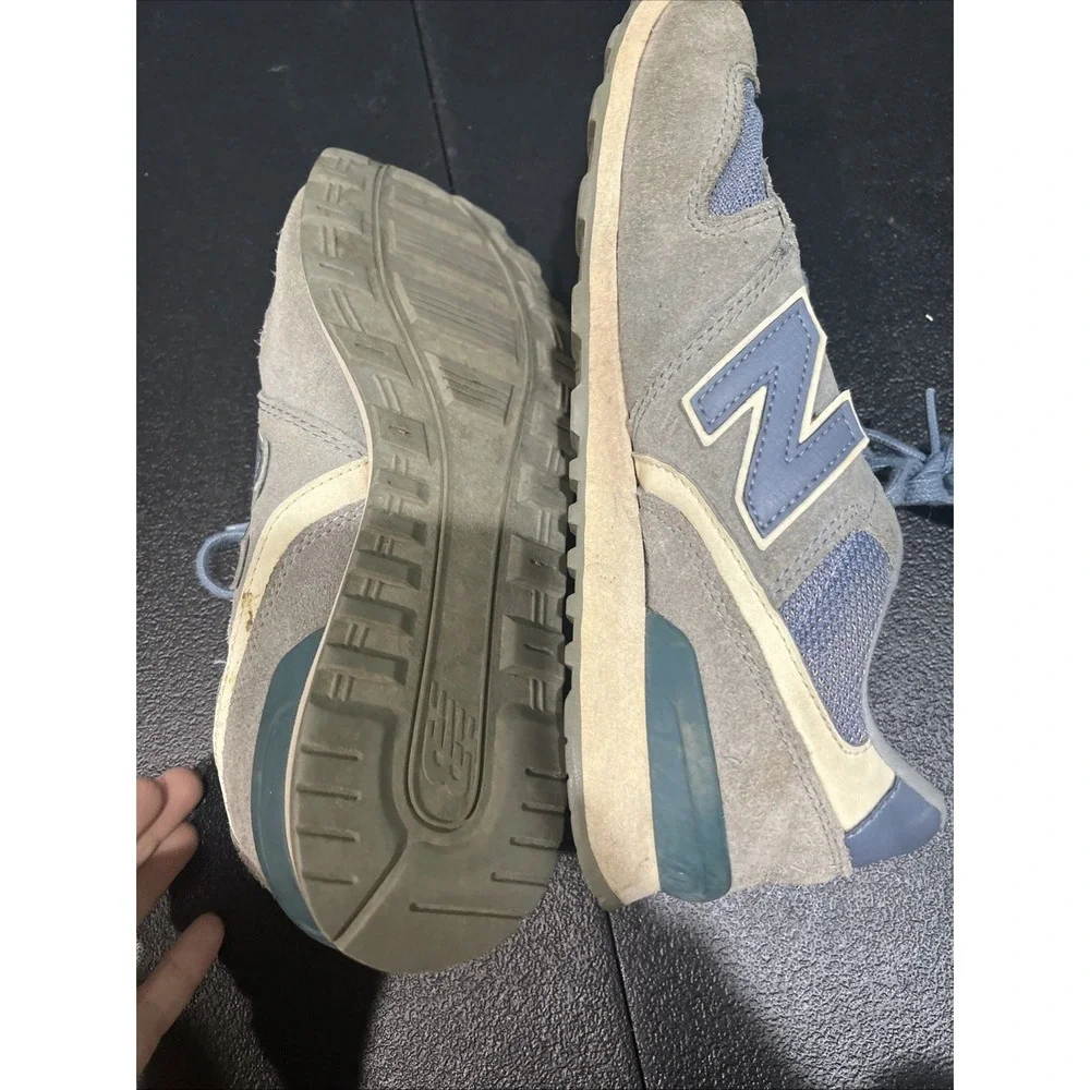 New Balance 696 Womens 7.5 Gray Blue Suede Mesh Sneakers Retro Dad Shoe Gorpcore